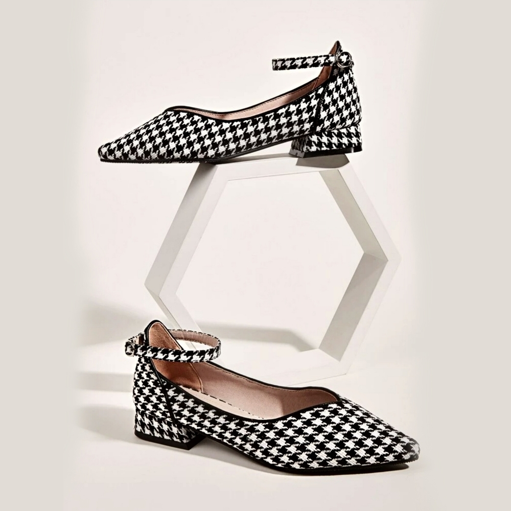 Houndstooth Pattern Ankle Strap Flats Black Sz: 9